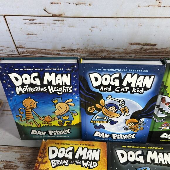 Dog Man Lot of 7 Hardcover Books Dav Pilkey Graphic Novel Series - Picture 5 of 5
